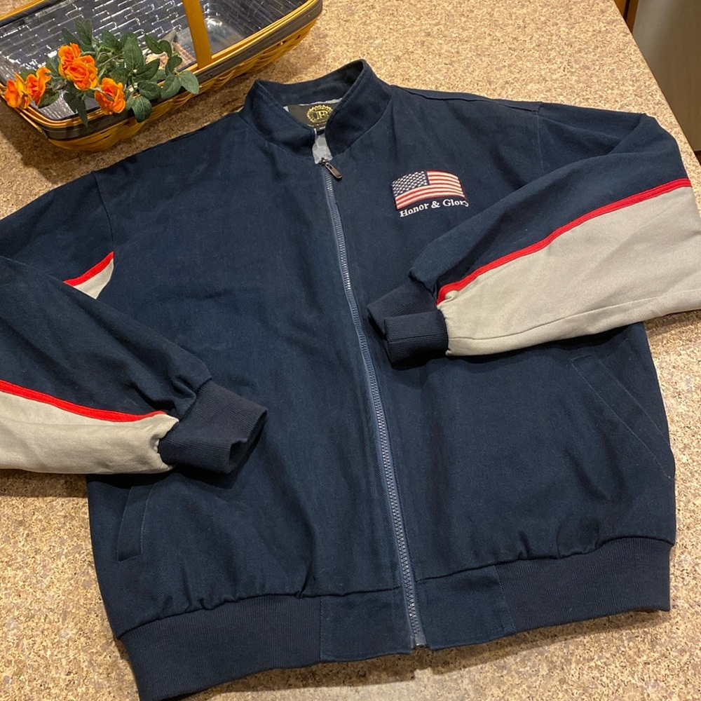 The Bradford Exchange Honor & Glory Proud Veteran Patriotic Lined Jacket Medium